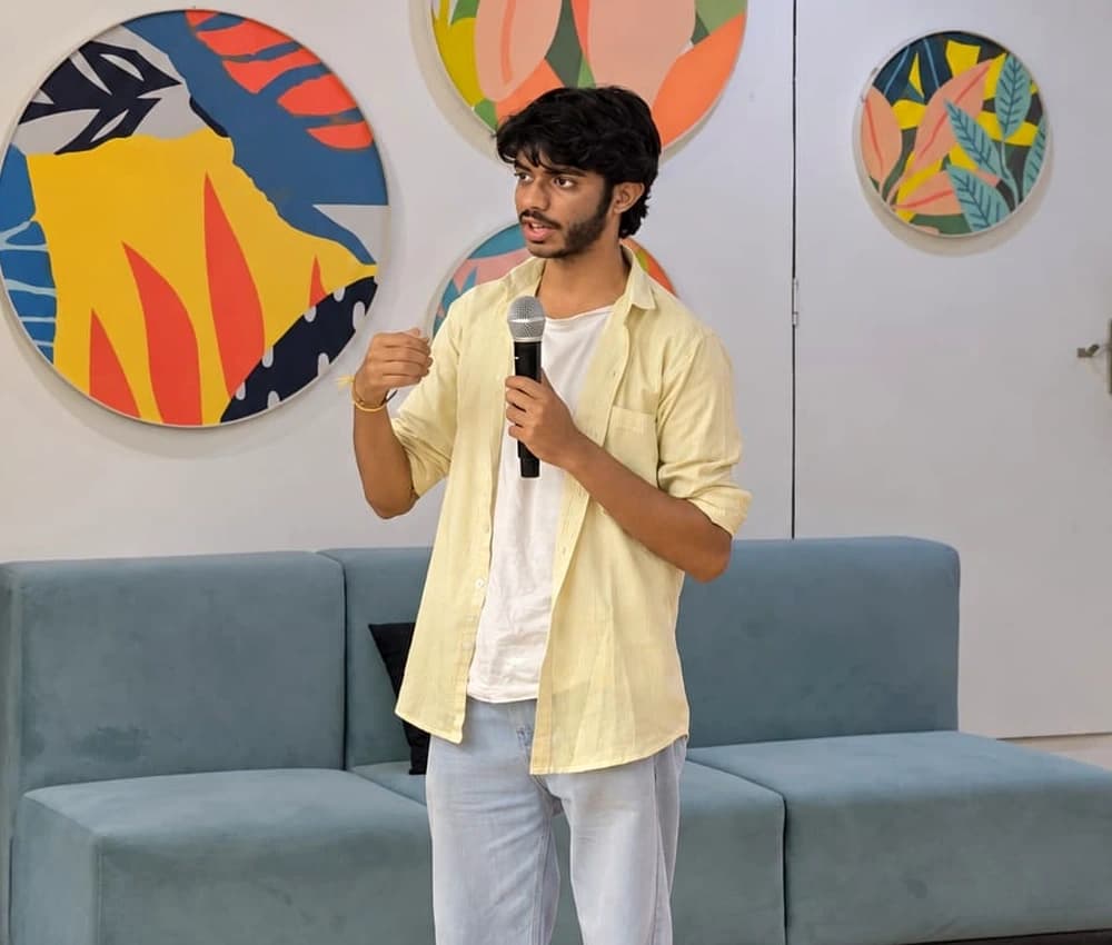 Parth Mahadik speaking at technical event